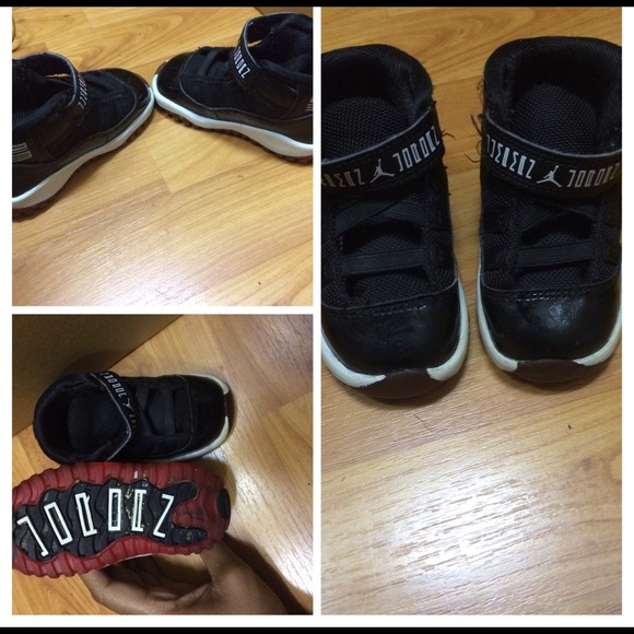 Jordan 11s breds 5c