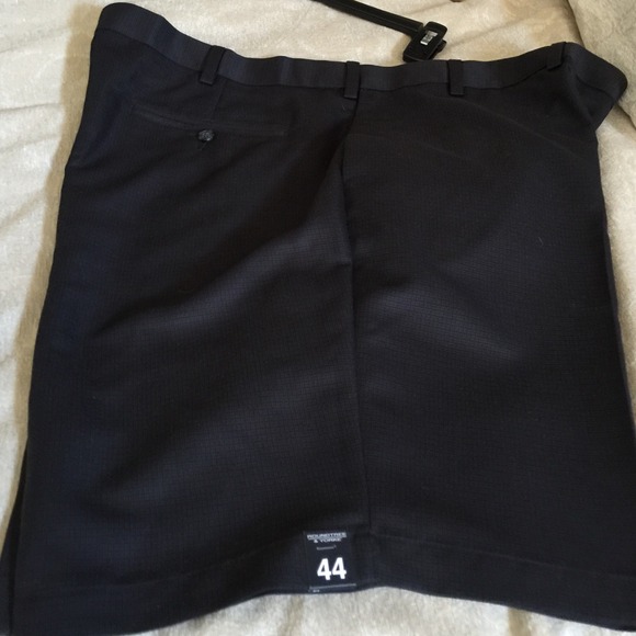 Nwt Roundtree and York flat front shorts - Picture 1 of 3