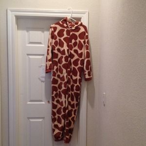 Giraffe One-sie and cheetah skirt