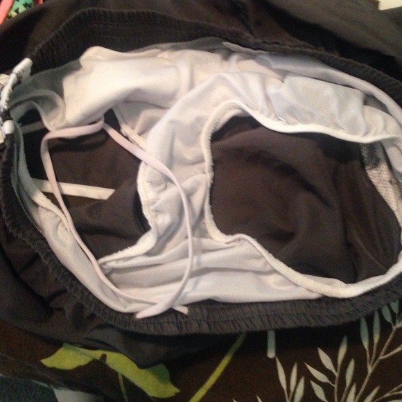 Running Shorts - Picture 4 of 4
