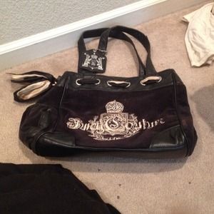 Black juicy purse