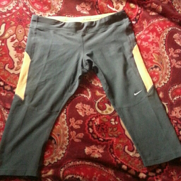 Nike Capris