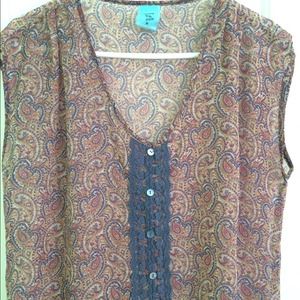 💥SOLD💥Chiffon cropped top