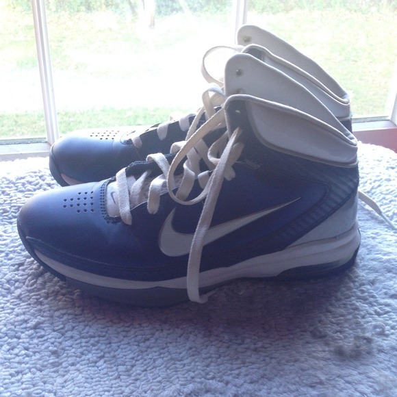 Nike Womens Basketball Shoes
