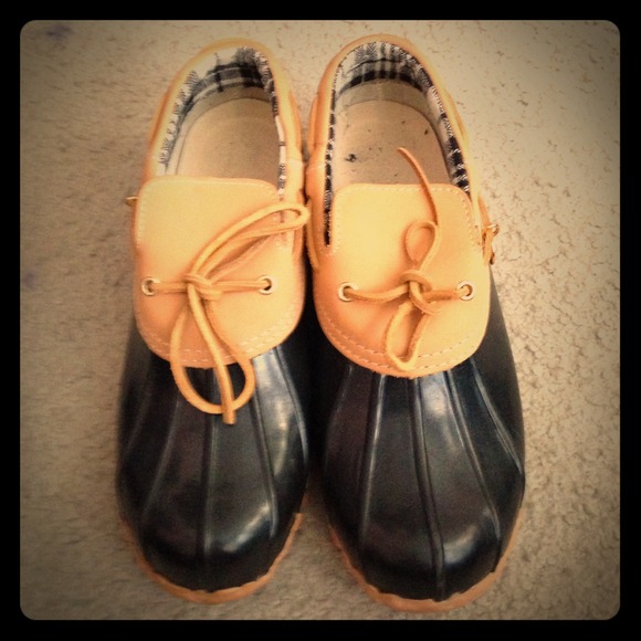 Sporto Duck shoes women's size 9M