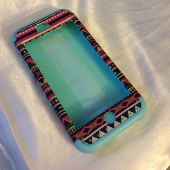 Aztec 3 piece Ipod case - Picture 3 of 5