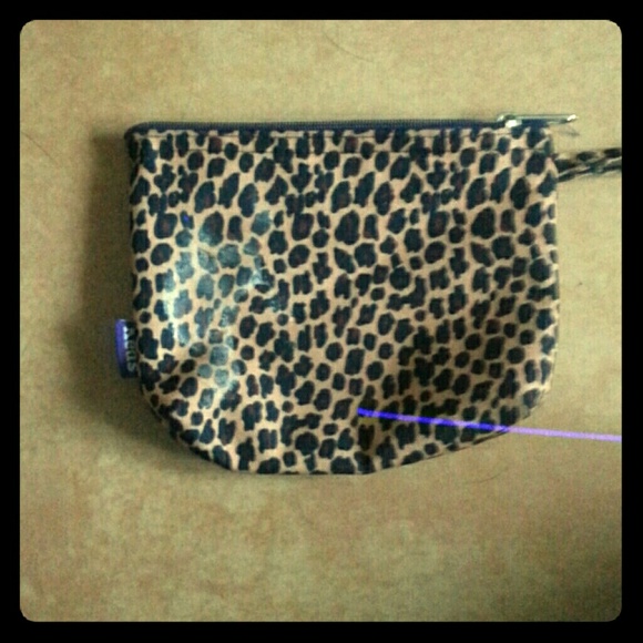 Leopard purse/ makeup bag
