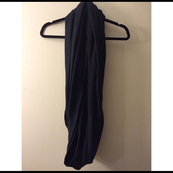 american apparel circle scarf