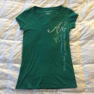 Green Aéropostale v neck shirt