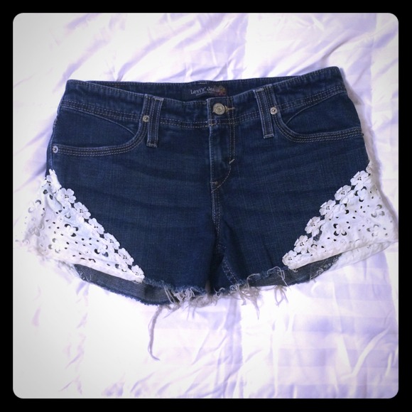 Levi custom lace side shorts