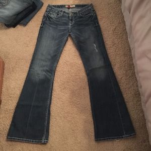 BKE STAR flare. Size 28x33.5.