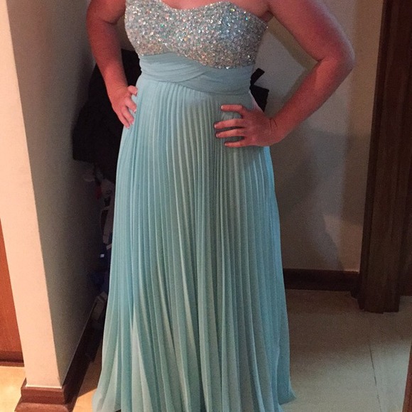 Aqua Prom Dress/Ball Gown