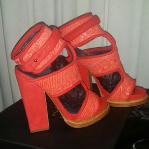 Monika Chiang Faiza cuff sandals