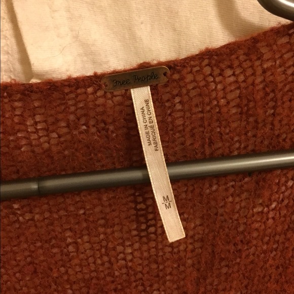 SOLD🔴 Free People orange knit sweater 🔴SOLD - Picture 3 of 4