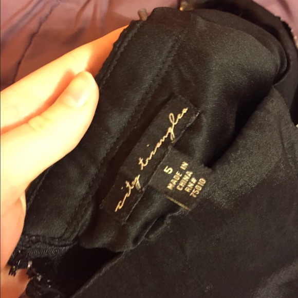 Dress - Picture 2 of 4