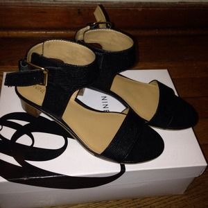 Nine West TASHA size 5