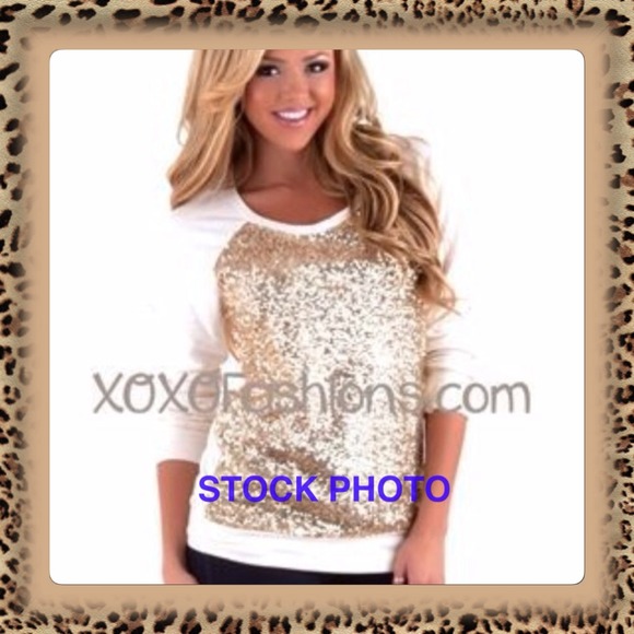 NWOT Gold sequined shirt size Large by Xoxo.