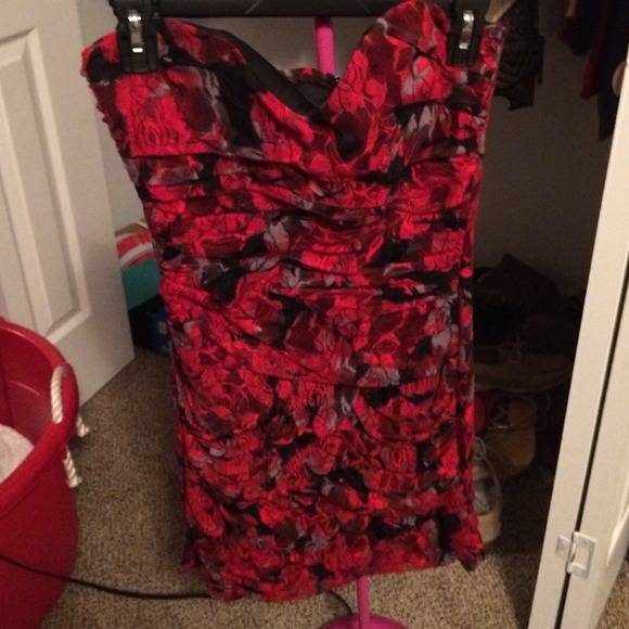 Rose lace dress