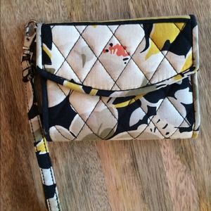 Vera Bradley cellphone wristlet/wallet