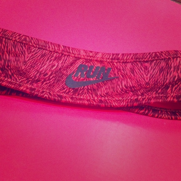 Nike headband