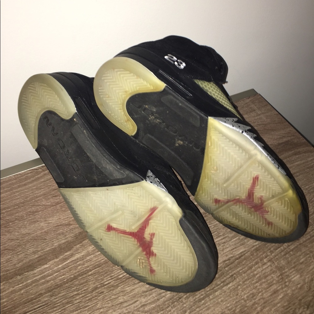 Jordan 5's Men 9.5 Black - Picture 5 of 5