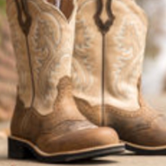 Ariat cowboy boots