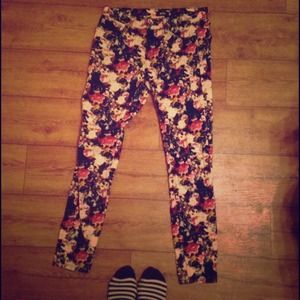 Floral midrise twig ankle jeans from Urban