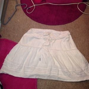 White Abercrombie and Fitch skirt