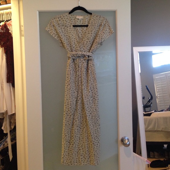 Vintage 3/4 length dress