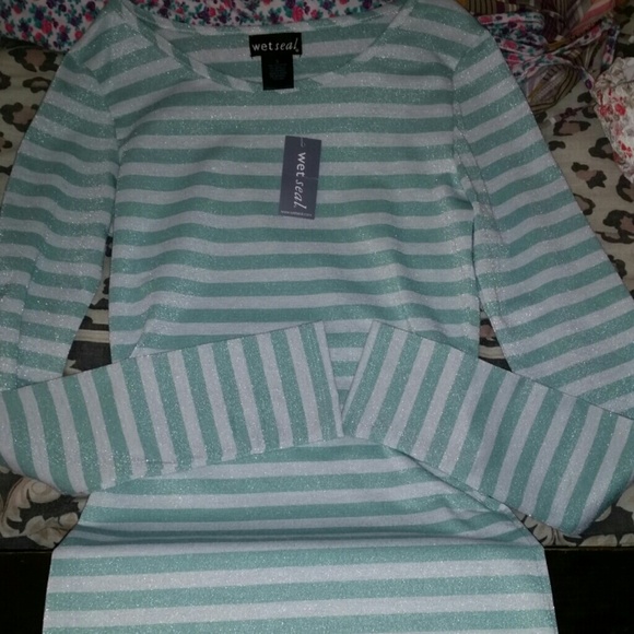 Long sleeve top