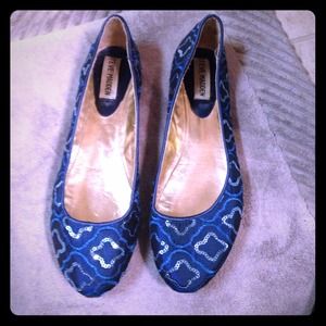 Steve Madden blue flats. Size 7.5