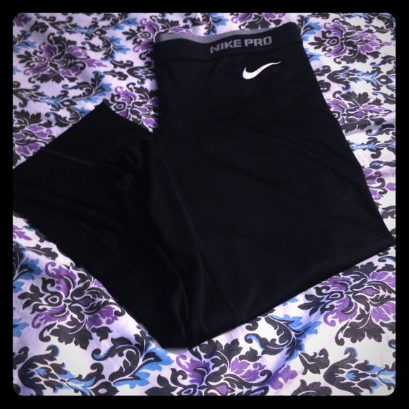 Nike Pro black dri-fit leggings