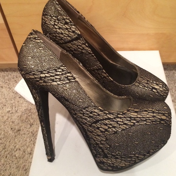 ‼️️SOLD ‼️ - Picture 2 of 4