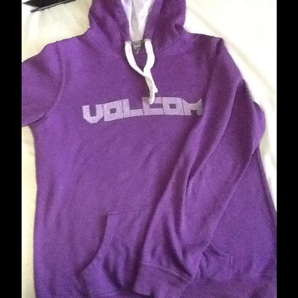 Volcom Jackets & Blazers - Purple volcom sweatshirt