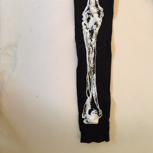 Skeleton Leggings - Picture 4 of 4
