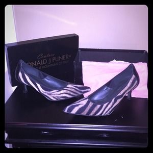 👠 100% Authentic Donald J Pliner heels👠