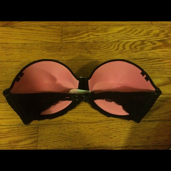 VS PINK Bra. - Picture 3 of 4
