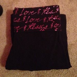 VS yoga pants !!