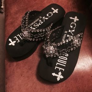 Gypsy Soule Locked Up wedge sandals. Size 7.