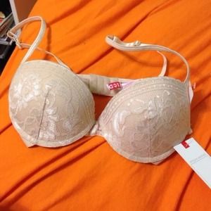 IZOD 34B Nude Bra NWT