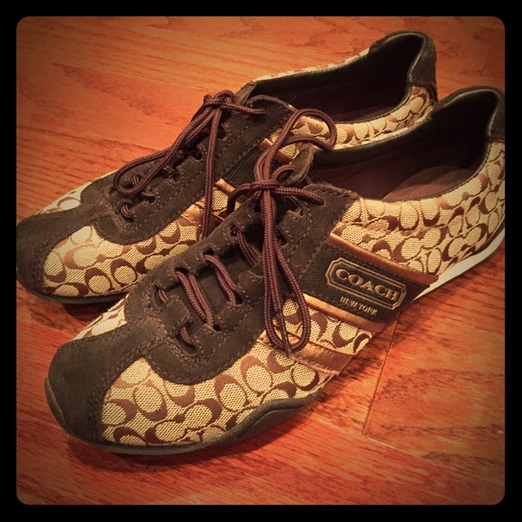Coach tennis shoes