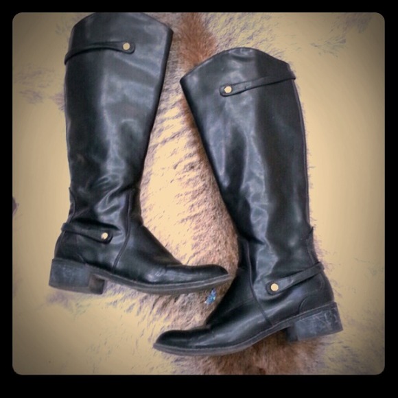 Black riding boots