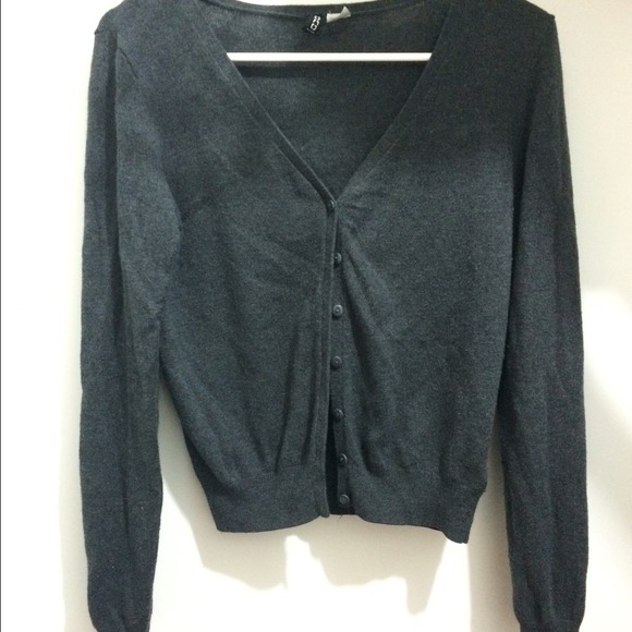 Really cute cardigan with patches!