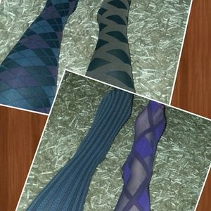 **sold** 4 pairs of tights never worn!