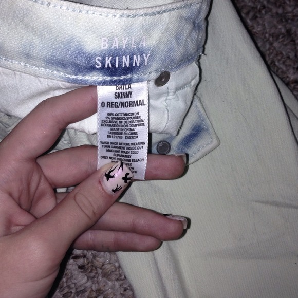 Green acid washed jeans - Picture 2 of 4