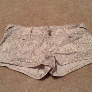 Gray n white animal print shorts. Like new