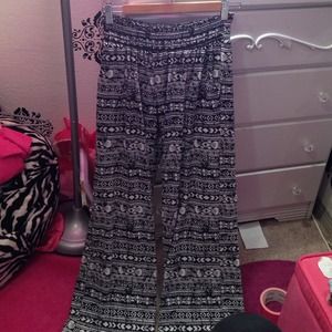 Tribal print flowey pants