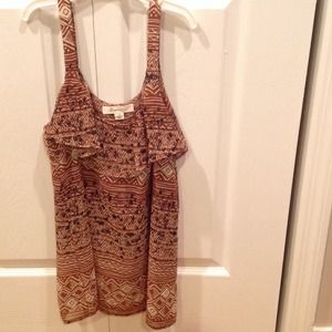 Flowy tank