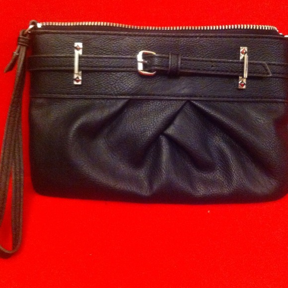 Reduced🎉🎉Perfect Black Vera Wang Clutch👠👠