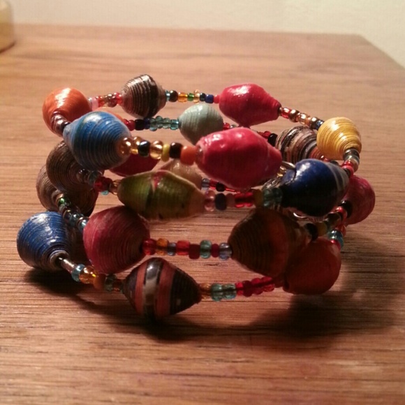 Colorful, hand made bracelet from South Africa - Picture 2 of 3